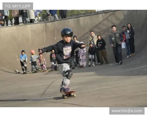 武汉滑板队荣登滑板意识排行榜第三名展现城市活力与青春风采